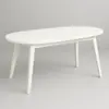 Mesa rectangular blanca con patas inclinadas para renta en Punta Cana