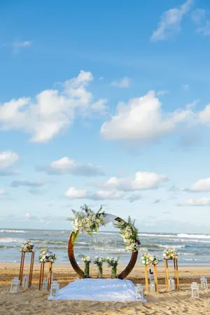 Elegant Floral Arch