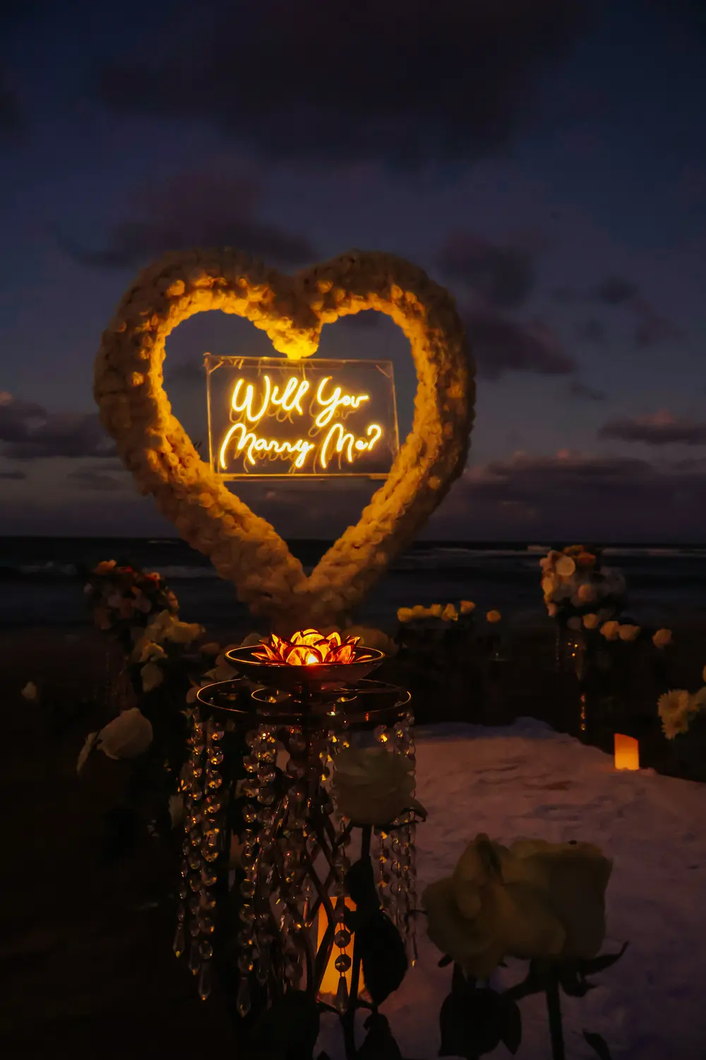 Montaje Romántico de Propuesta Frente al Mar
