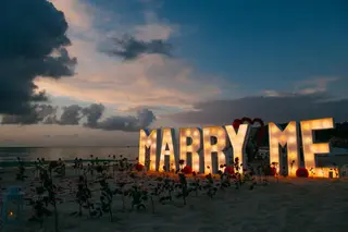 marriageproposal3-f26fb30f-2500