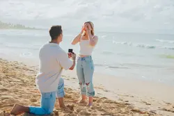 Sorpresa pura en la arena con Sertuin Events: una propuesta espontánea en la playa de Punta Cana