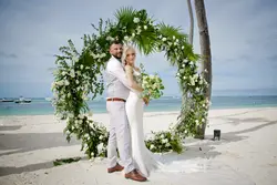 What’s the difference between a symbolic and a civil ceremony in the Dominican Republic?