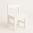 Silla infantil de madera color blanco para renta en Punta Cana
