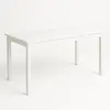 Mesa Rectangular Blanca para renta en Punta Cana