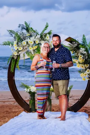 Intimate Beach Proposal