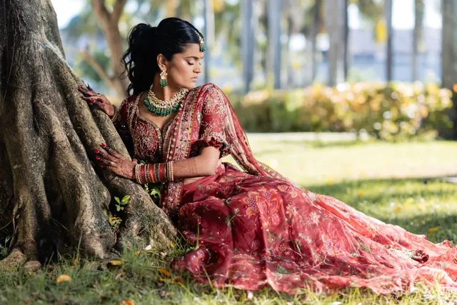 Retrato de la novia entre las palmeras — Punta Cana