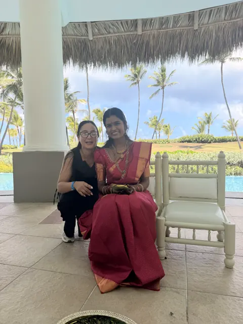 Grecia con la novia en el resort — Punta Cana