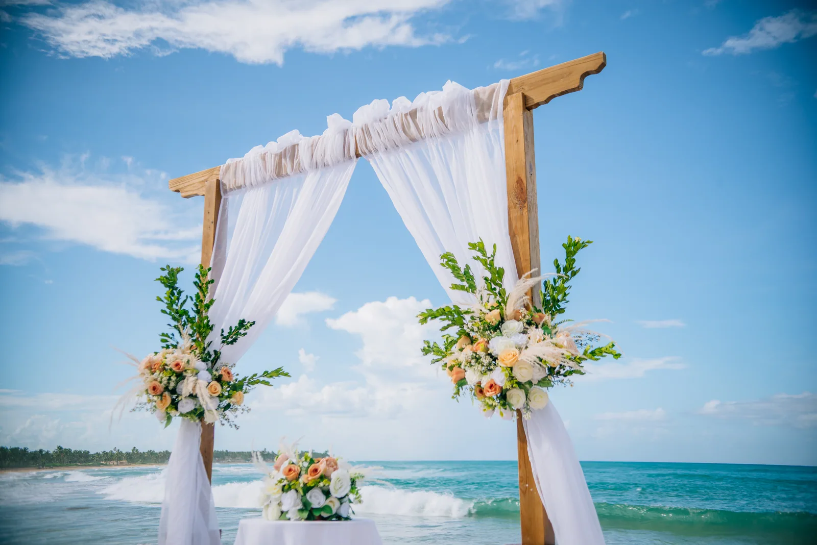 Blush Horizon Punta Cana elopement décor by Sertuin Events