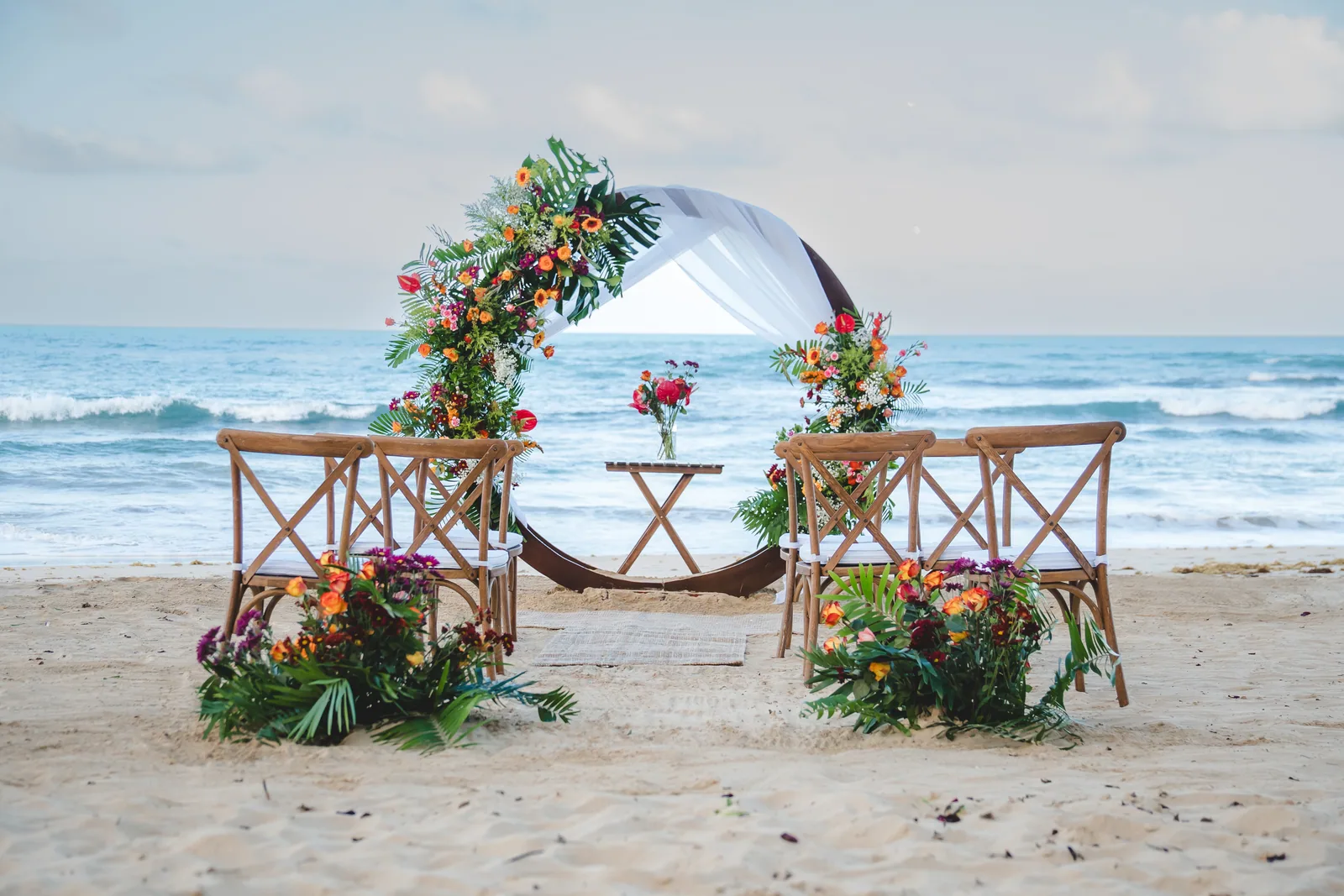 Island Bloom Crescent Punta Cana elopement décor by Sertuin Events
