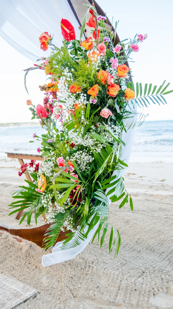 Real Punta Cana elopement wedding décor by Sertuin Events 3