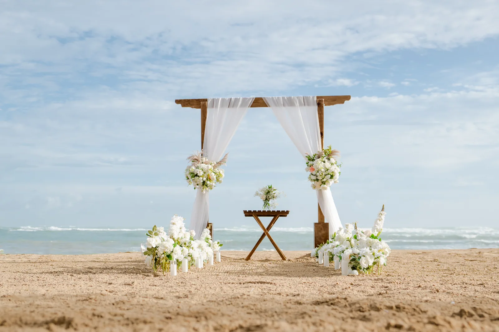 Real Punta Cana elopement wedding décor by Sertuin Events 2